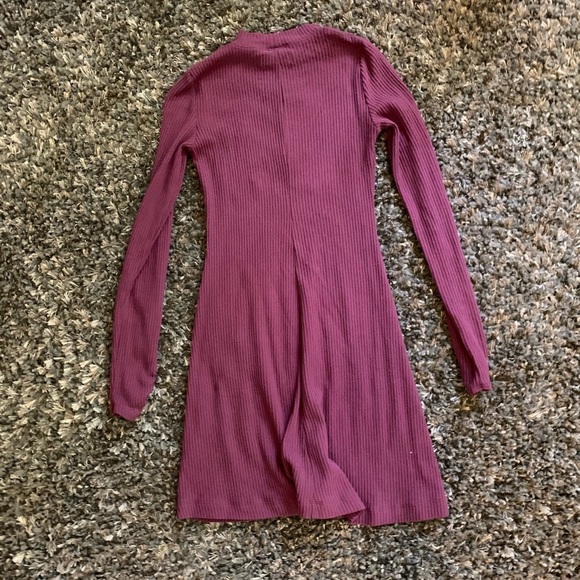 Hollister Dress - Picture 2 of 3